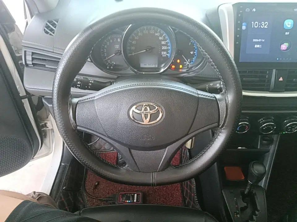 Toyota Vios FS 2017 1.5L CVT Fengchi Edition — миниатюра 13