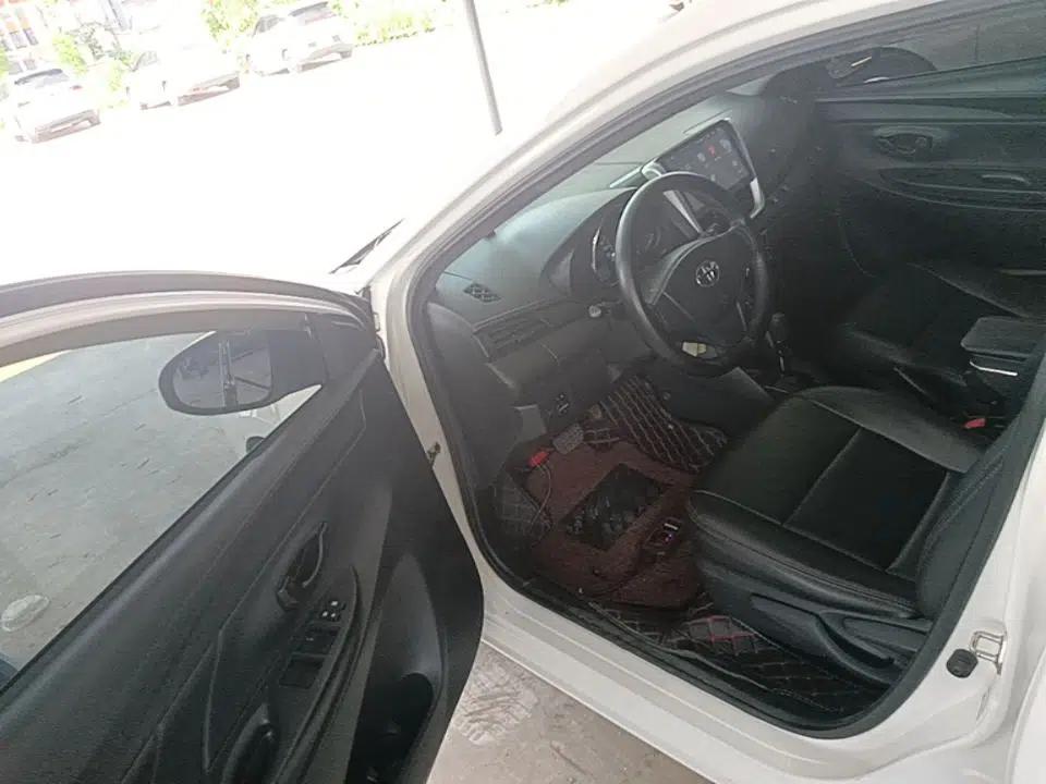 Toyota Vios FS 2017 1.5L CVT Fengchi Edition — миниатюра 18