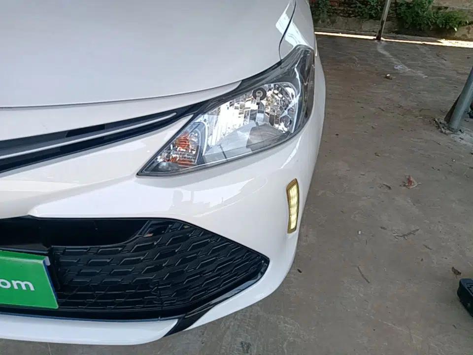 Toyota Vios FS 2017 1.5L CVT Fengchi Edition — миниатюра 8