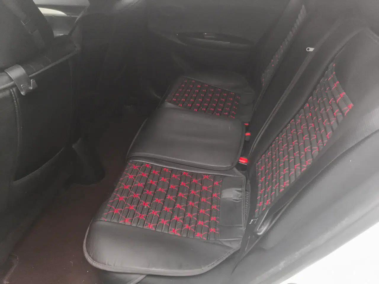 Toyota Vios FS 2017 1.5L CVT Fengchi Edition — миниатюра 17