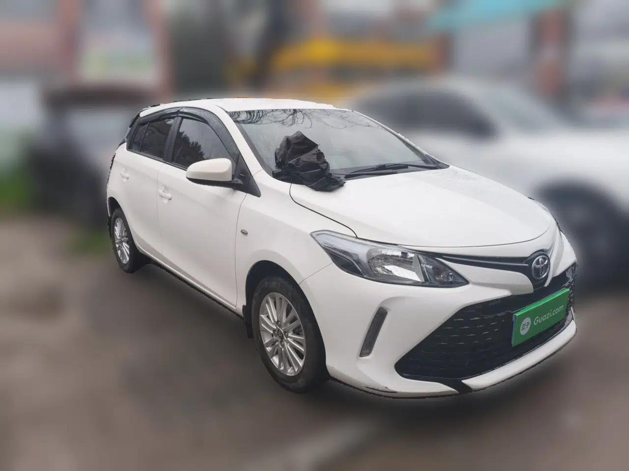 Toyota Vios FS 2017 1.5L CVT Fengchi Edition — миниатюра 3
