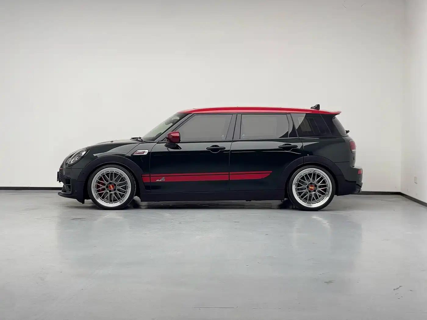 MINI JCW CLUBMAN 2022 2.0T JOHN COOPER WORKS ALL- — миниатюра 7