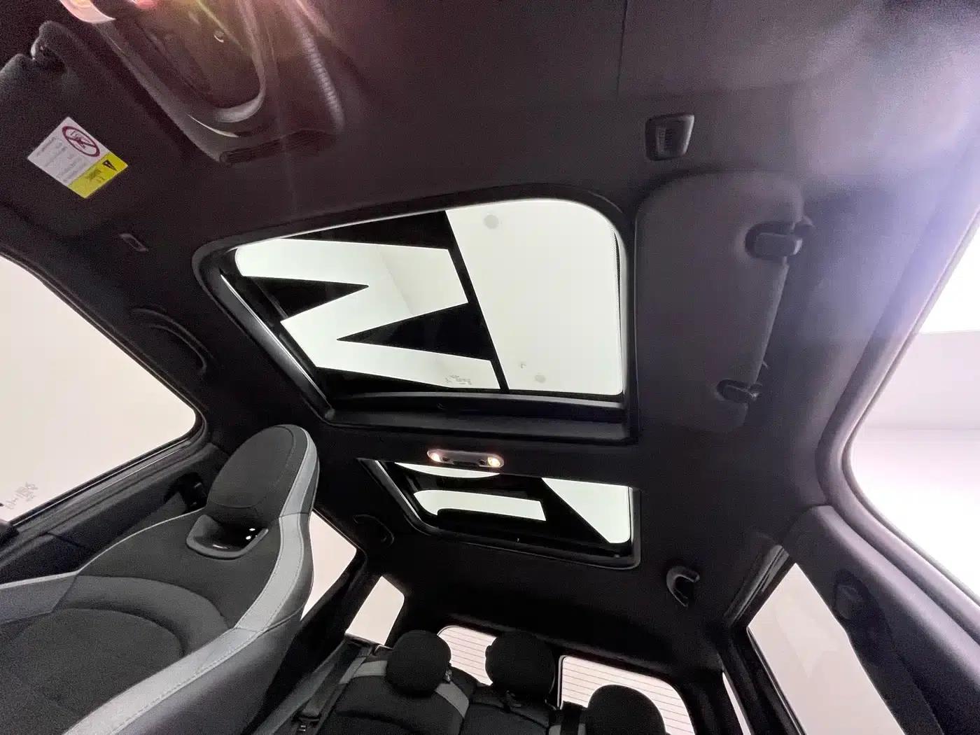 MINI JCW CLUBMAN 2022 2.0T JOHN COOPER WORKS ALL- — миниатюра 9