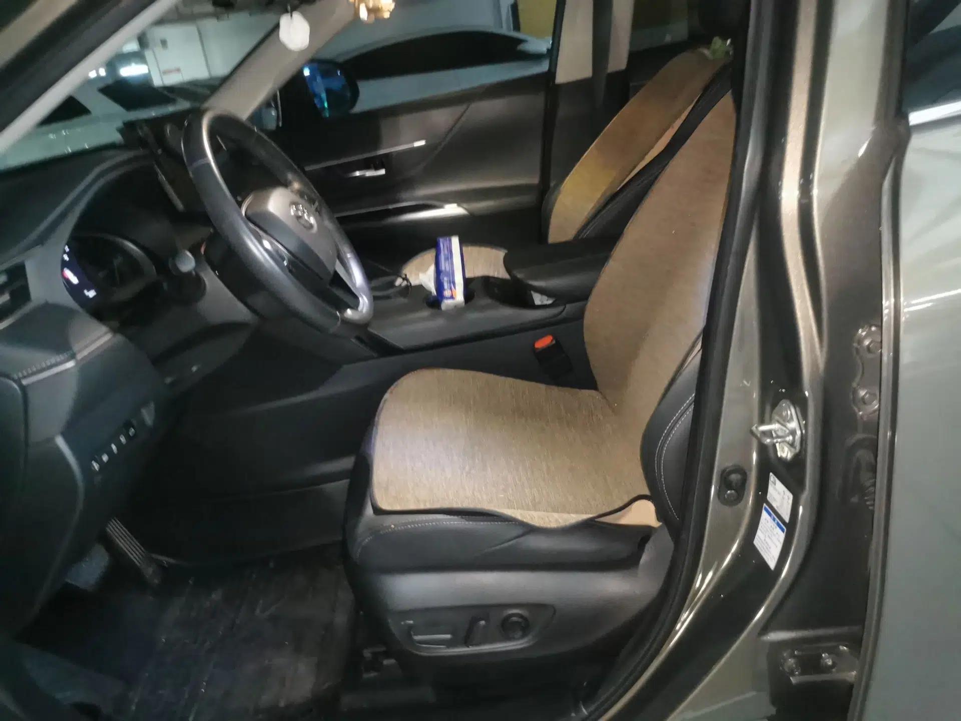 Toyota Harrier 2022 Dual-Engine 2.5L CVT Four-Wheel Drive Luxury Edition — миниатюра 15