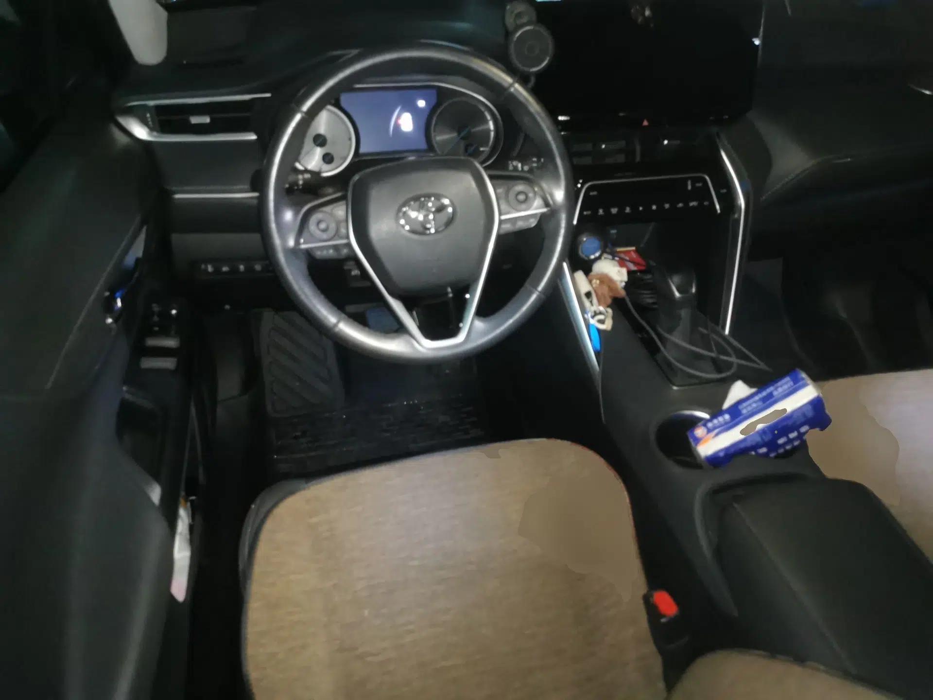 Toyota Harrier 2022 Dual-Engine 2.5L CVT Four-Wheel Drive Luxury Edition — миниатюра 10