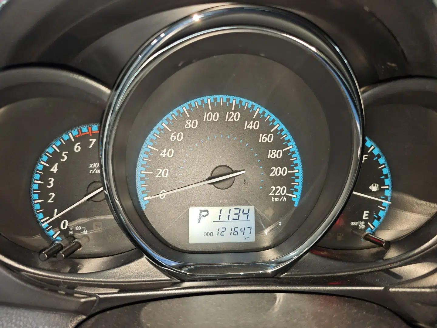 Toyota YARiS L Zhi Xiang 2017 1.5E CVT Dynamic Edition — миниатюра 14
