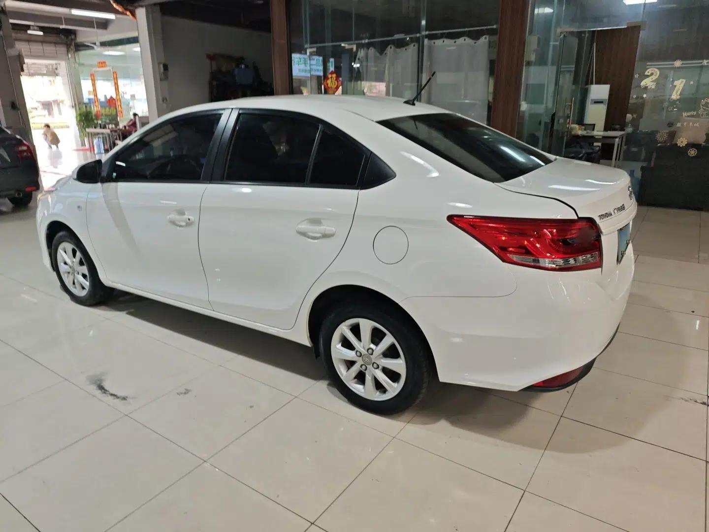 Toyota YARiS L Zhi Xiang 2017 1.5E CVT Dynamic Edition — миниатюра 4