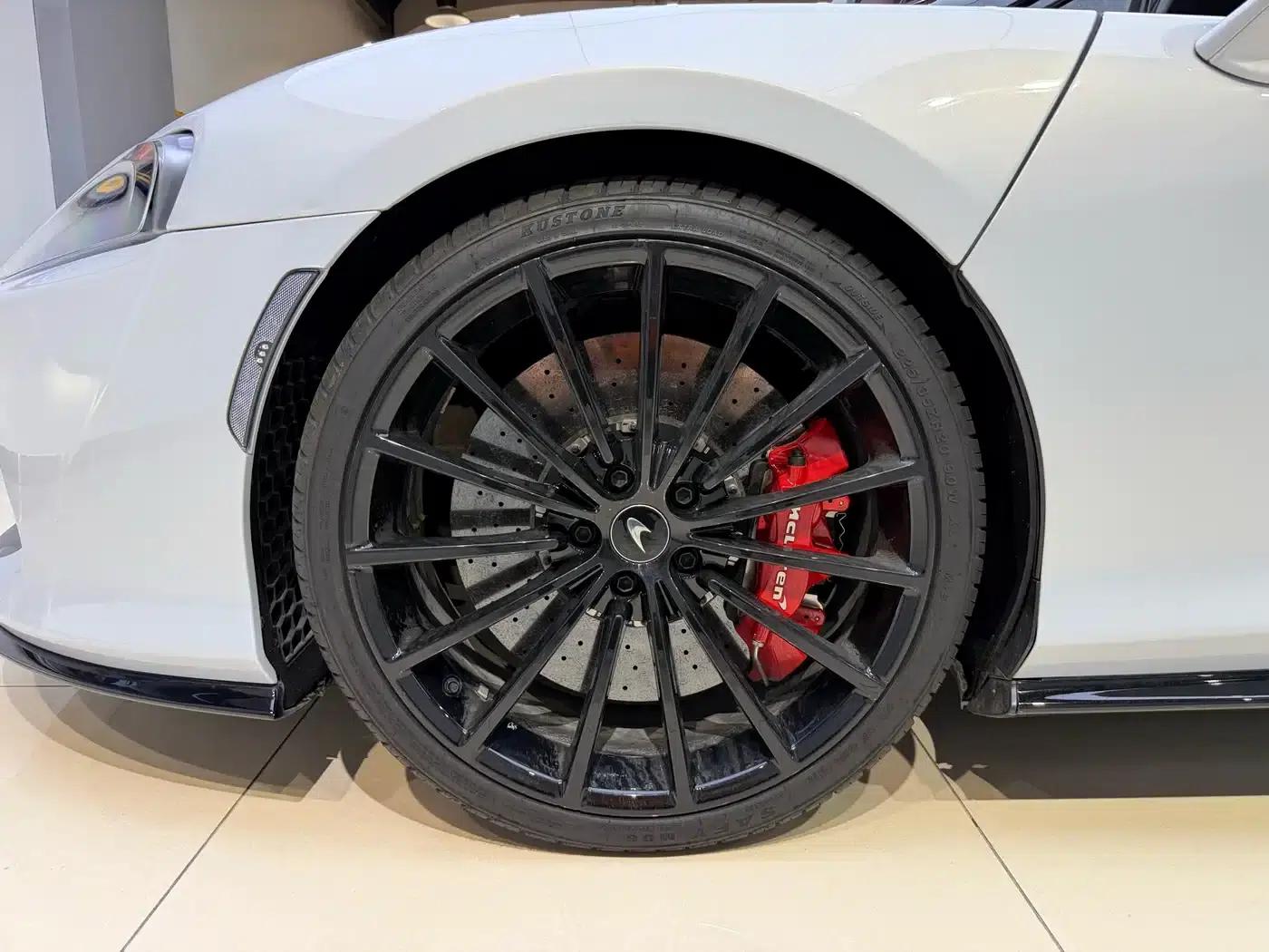 McLaren GT 2022 4.0T Standard Edition — миниатюра 13