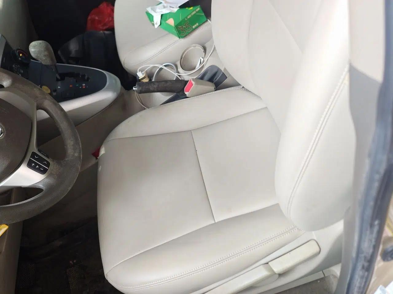 Toyota Verso 2012 180E CVT Elite Multi-Function Version — миниатюра 15