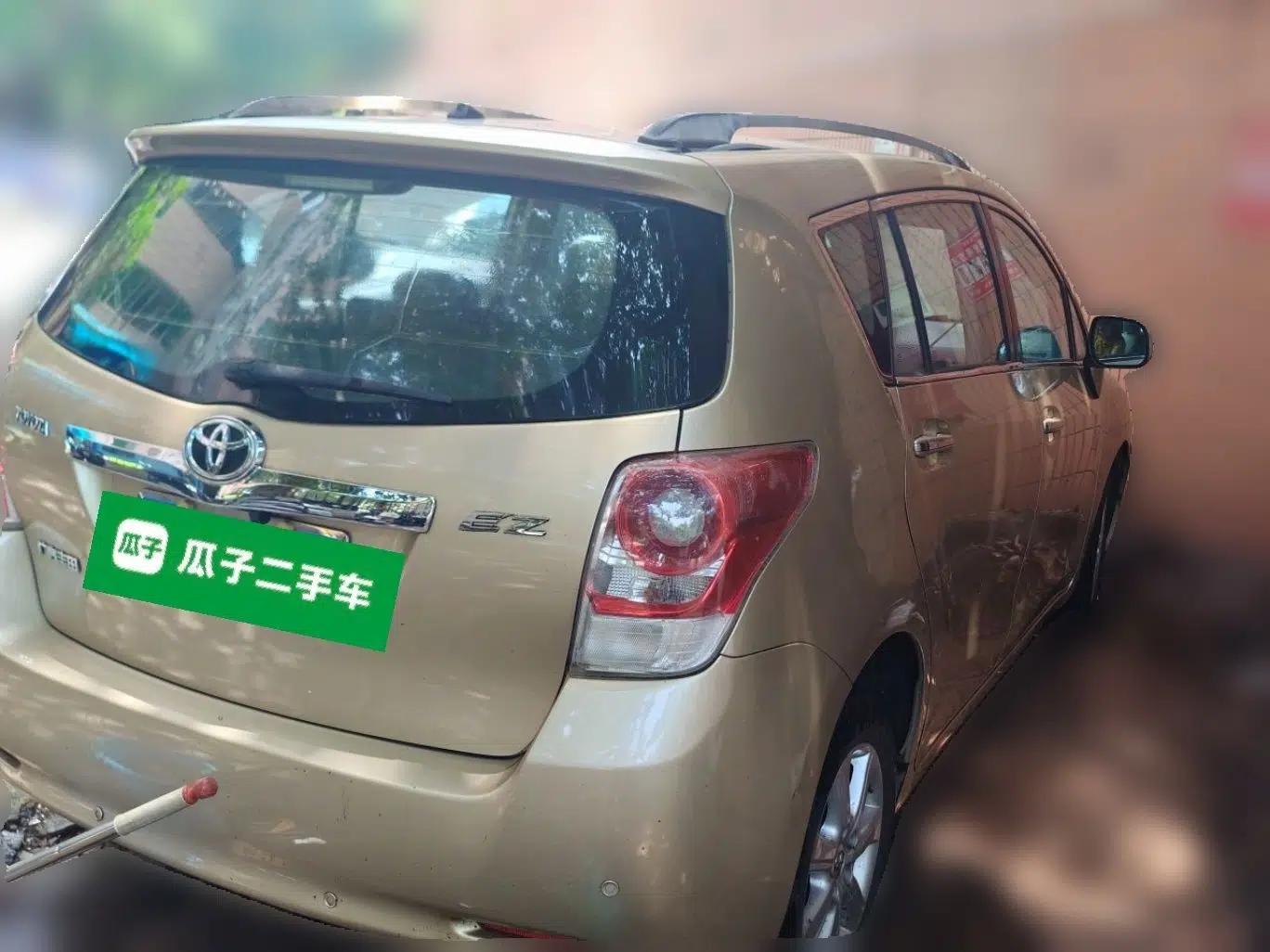 Toyota Verso 2012 180E CVT Elite Multi-Function Version — миниатюра 6