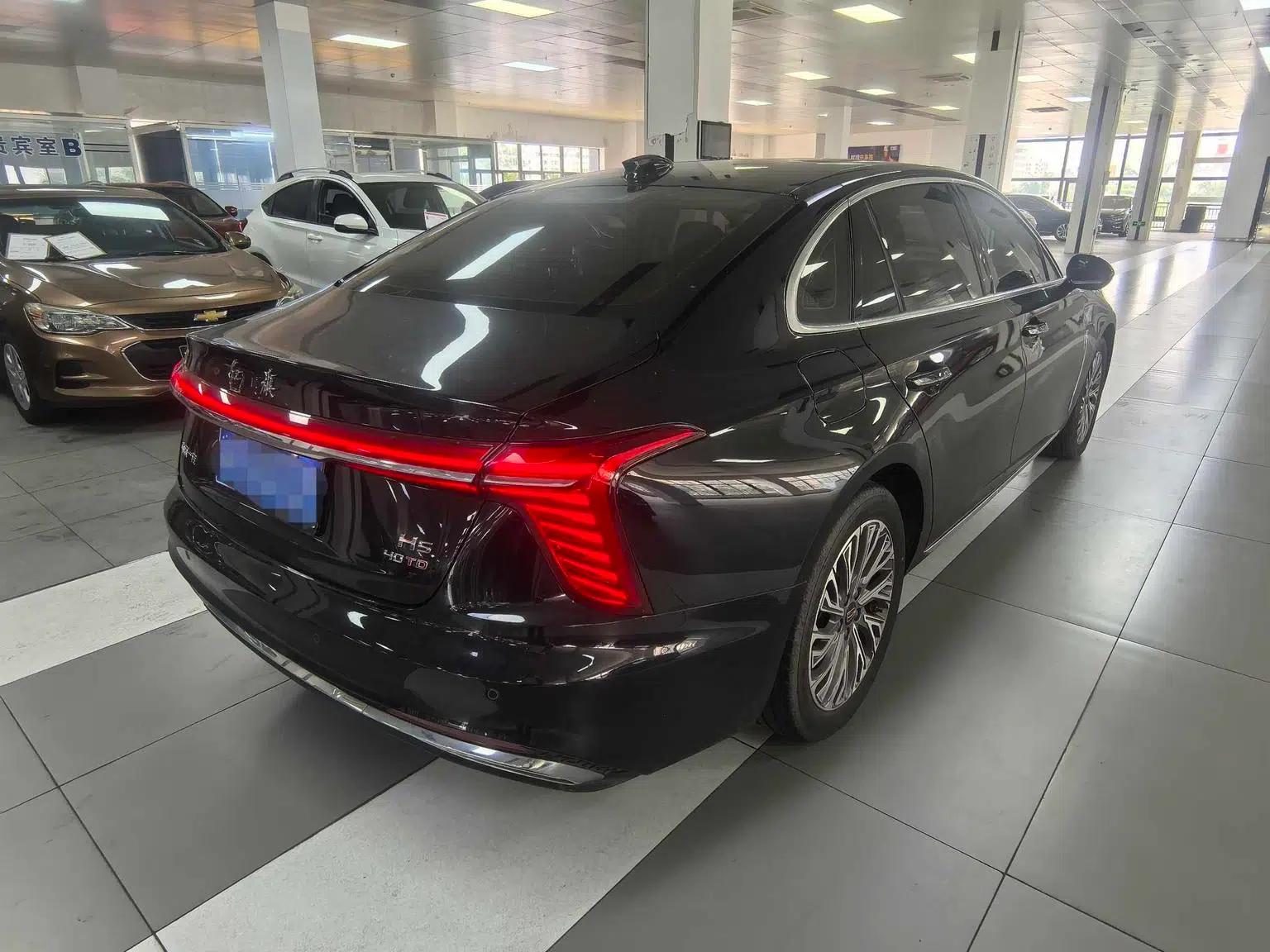 Hongqi H5 2023 2.0T Automatic Intelligent Flagship Edition — миниатюра 8