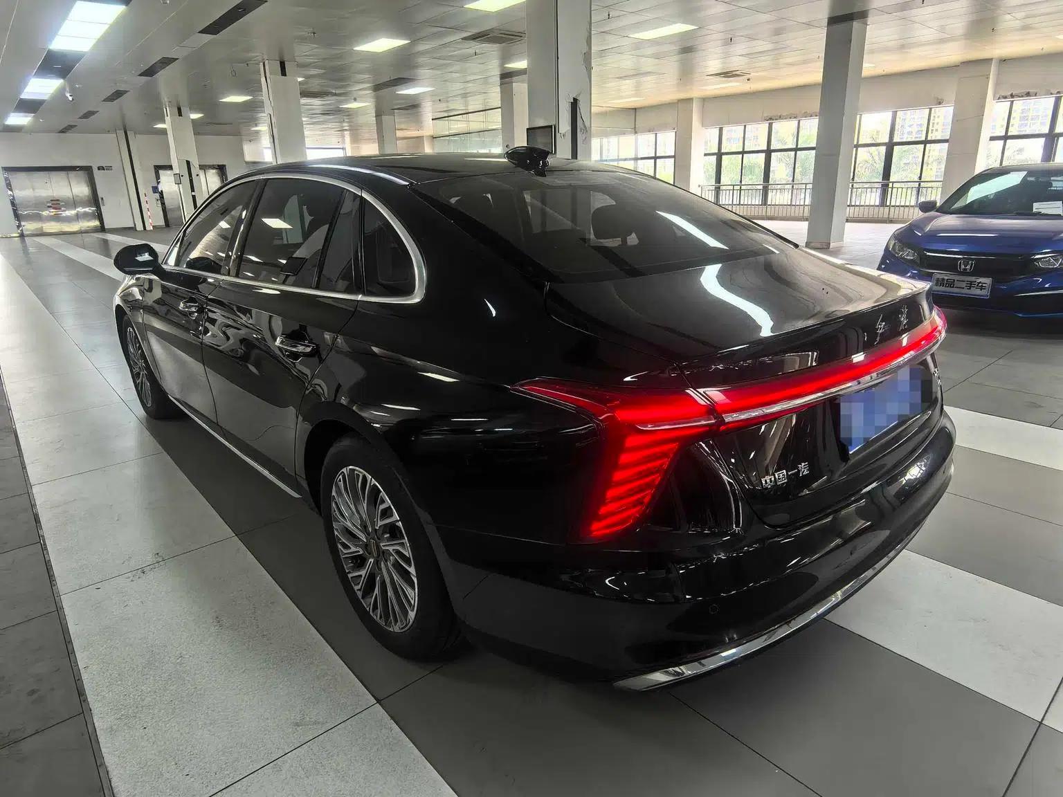 Hongqi H5 2023 2.0T Automatic Intelligent Flagship Edition — миниатюра 10