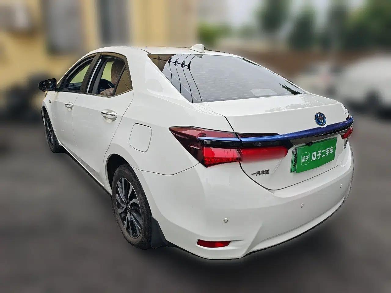 Toyota Corolla Hybrid E+ 2019 1.8L E-CVT Leading Edition — миниатюра 4