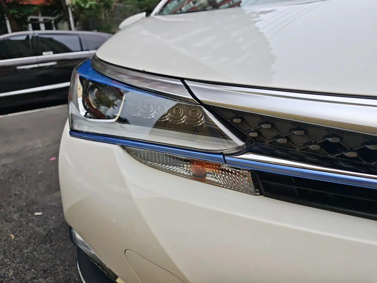 Toyota Corolla Hybrid E+ 2019 1.8L E-CVT Leading Edition — миниатюра 7