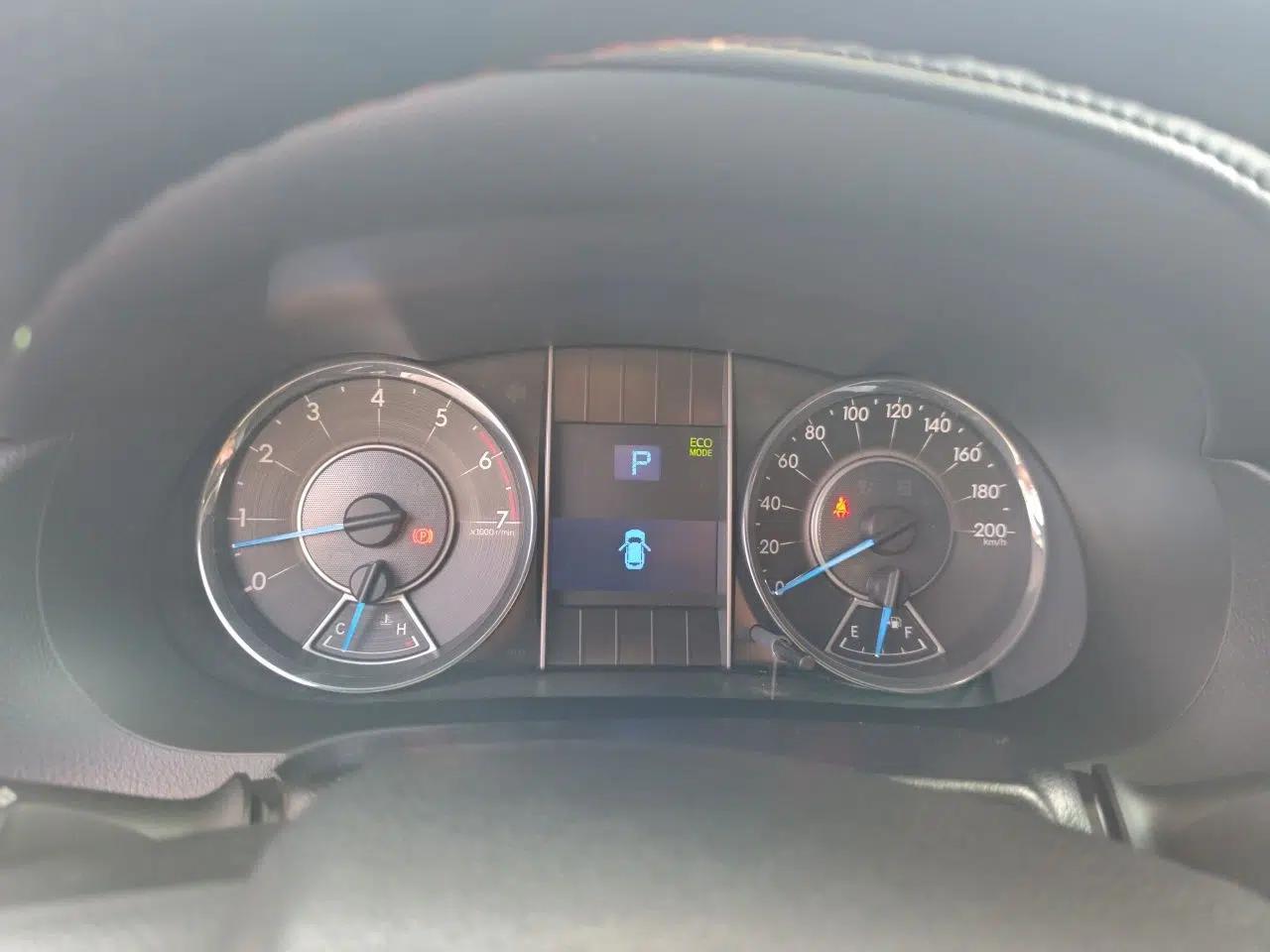 Toyota Fortuner 2016 2.7L Middle East Version — миниатюра 11