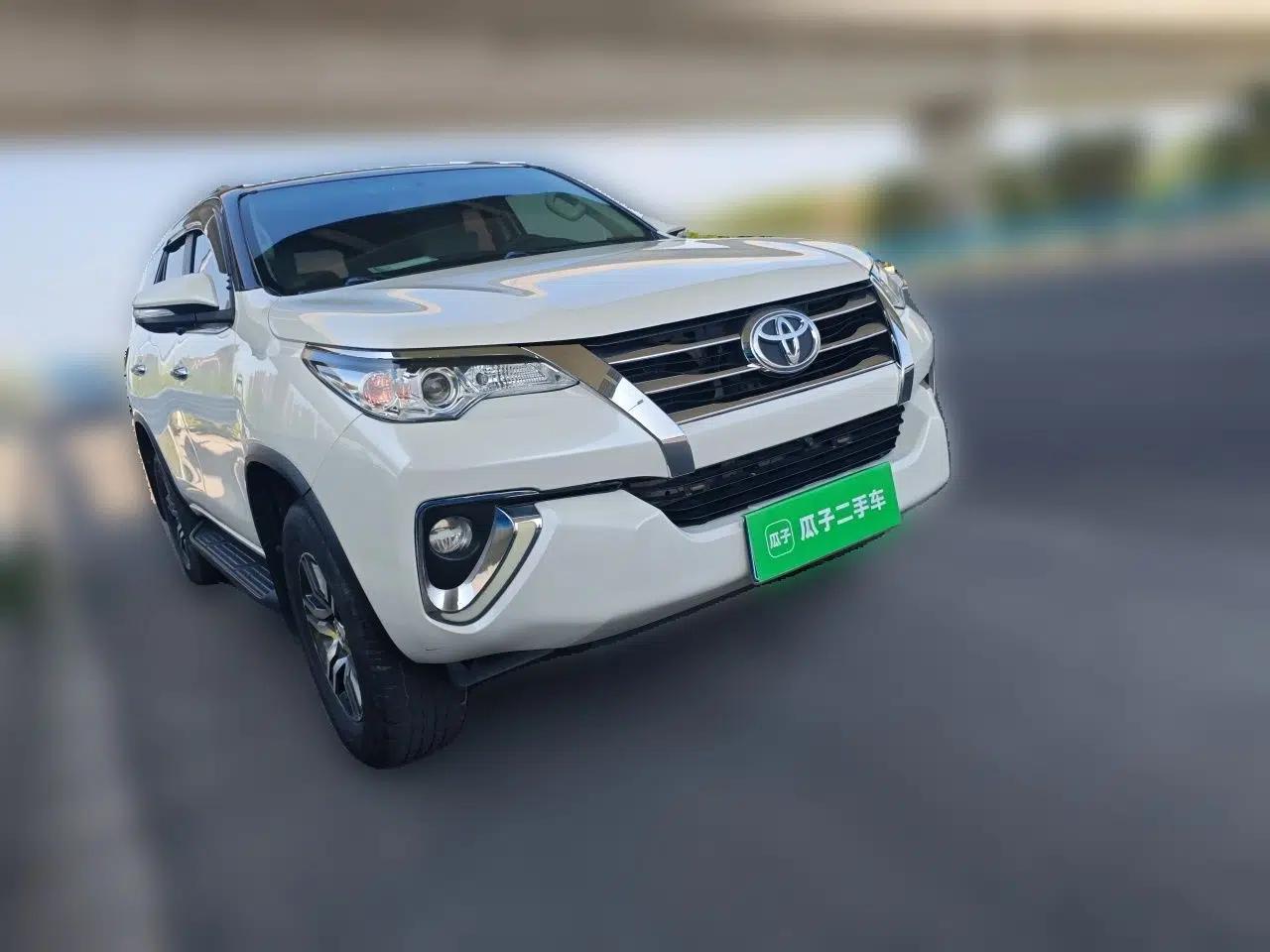 Toyota Fortuner 2016 2.7L Middle East Version — миниатюра 3