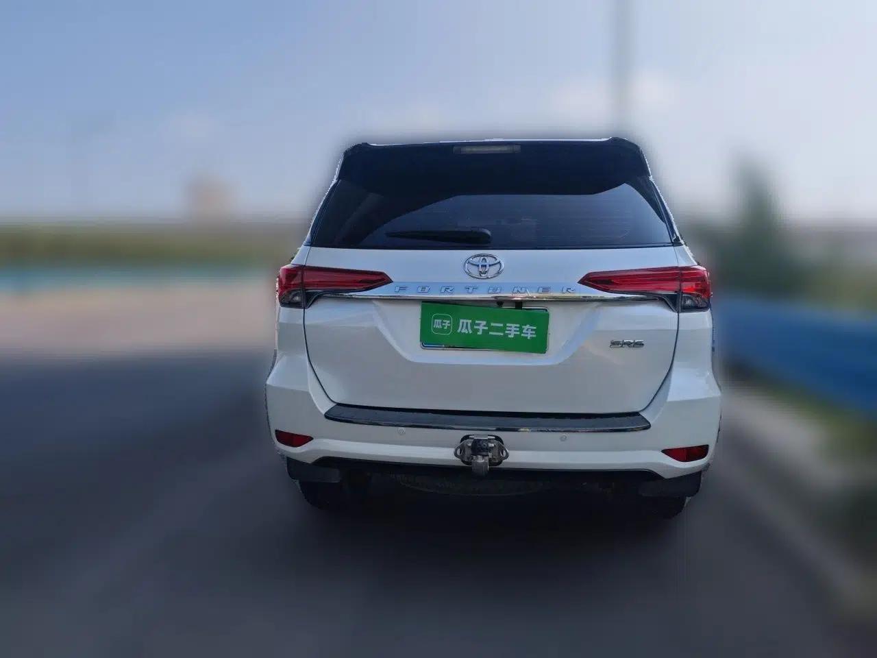 Toyota Fortuner 2016 2.7L Middle East Version — миниатюра 5