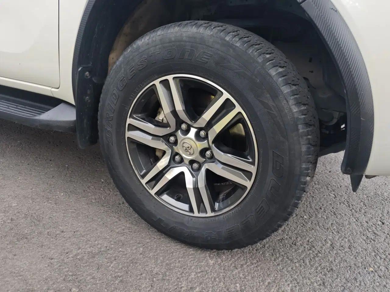Toyota Fortuner 2016 2.7L Middle East Version — миниатюра 8