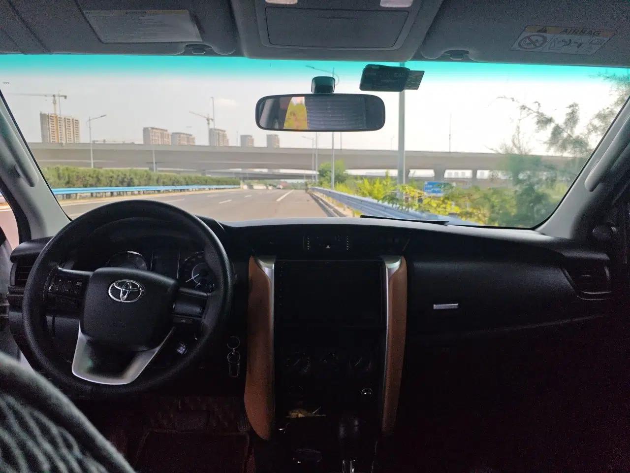 Toyota Fortuner 2016 2.7L Middle East Version — миниатюра 9