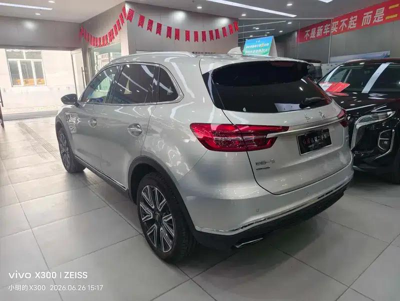 Hongqi HS5 2022 2.0T Intelligent Flagship Enjoy 4WD Edition — миниатюра 4