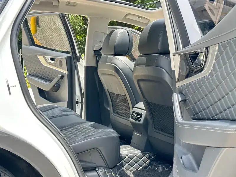 Hongqi HS5 2019 2.0T Intelligent Flagship Edition — миниатюра 13