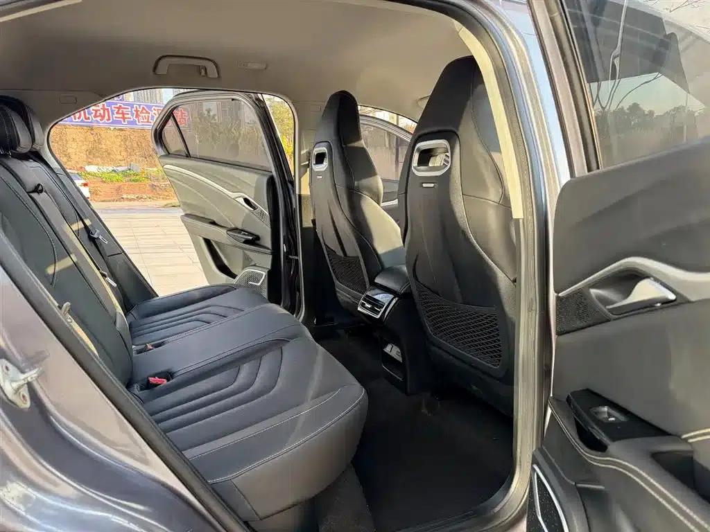 Nezha U 2021 Pro 400 Premium Driving Edition — миниатюра 11