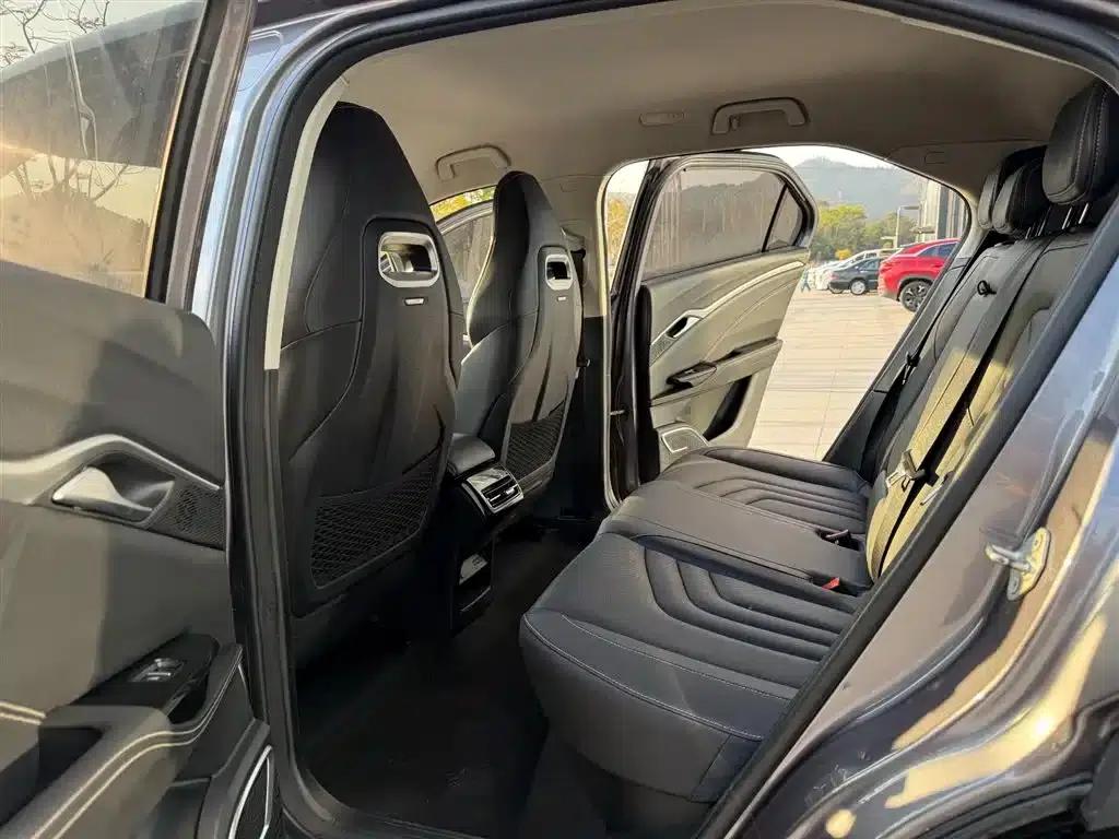 Nezha U 2021 Pro 400 Premium Driving Edition — миниатюра 12