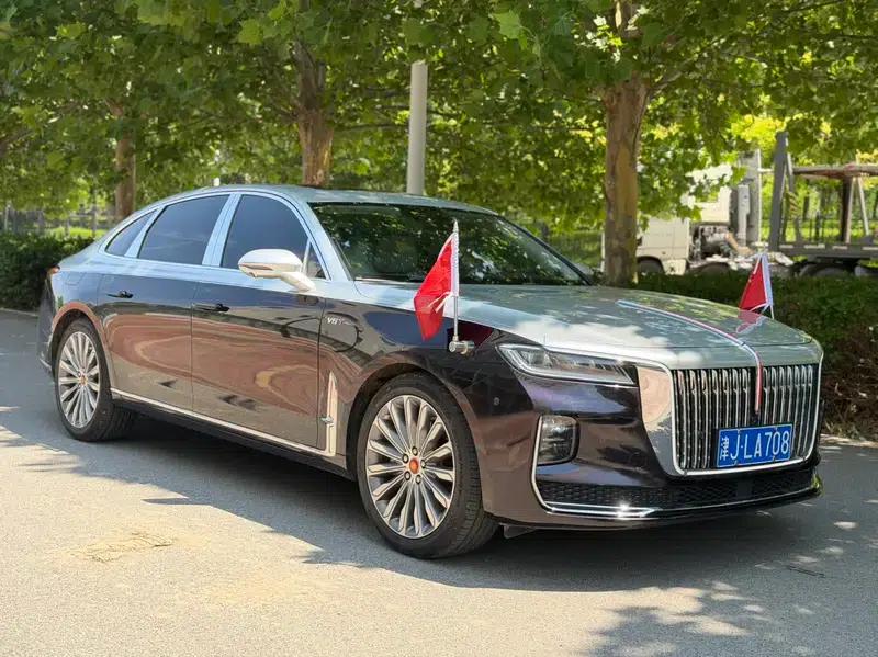 Hongqi H9 2020 2.0T Intelligent Flagship Edition — миниатюра 3