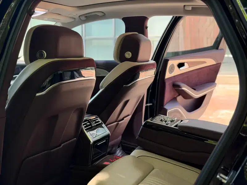 Hongqi H9 2020 2.0T Intelligent Flagship Edition — миниатюра 9