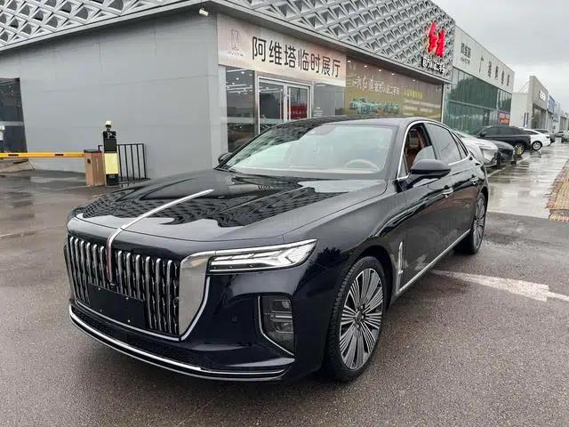 Hongqi H9 2025 2.0T Flagship Luxury Business Edition