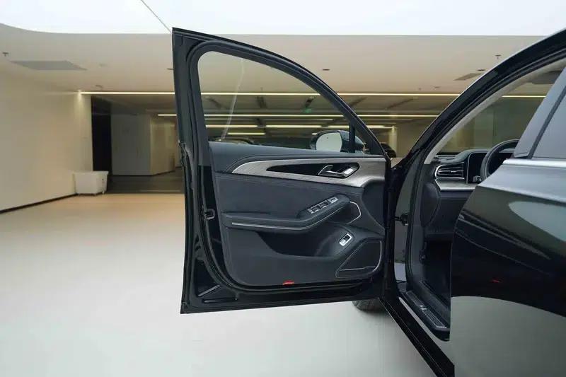 Hongqi H9 2021 2.5T Official Edition — миниатюра 19