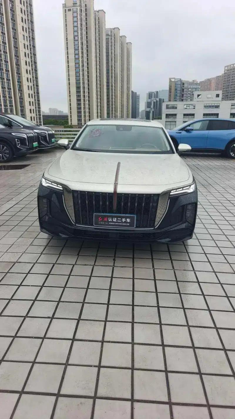 Hongqi H9 2025 Facelift 2.0T Flagship Private Style Edition — миниатюра 2