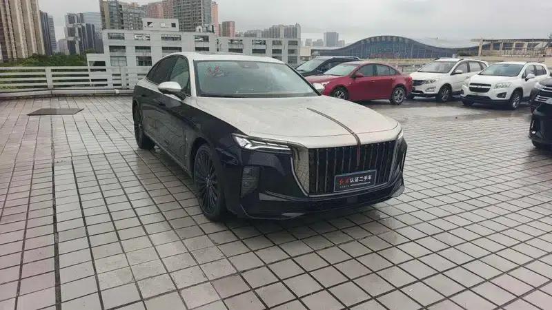 Hongqi H9 2025 Facelift 2.0T Flagship Private Style Edition — миниатюра 3