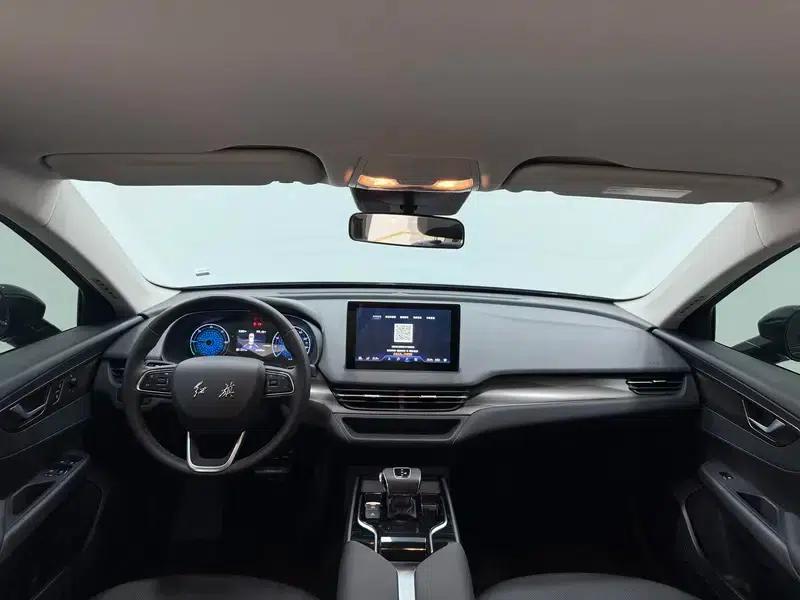 Hongqi E-QM5 2022 Model, 431km Charging Range Enjoy Edition, 5 Seats — миниатюра 14