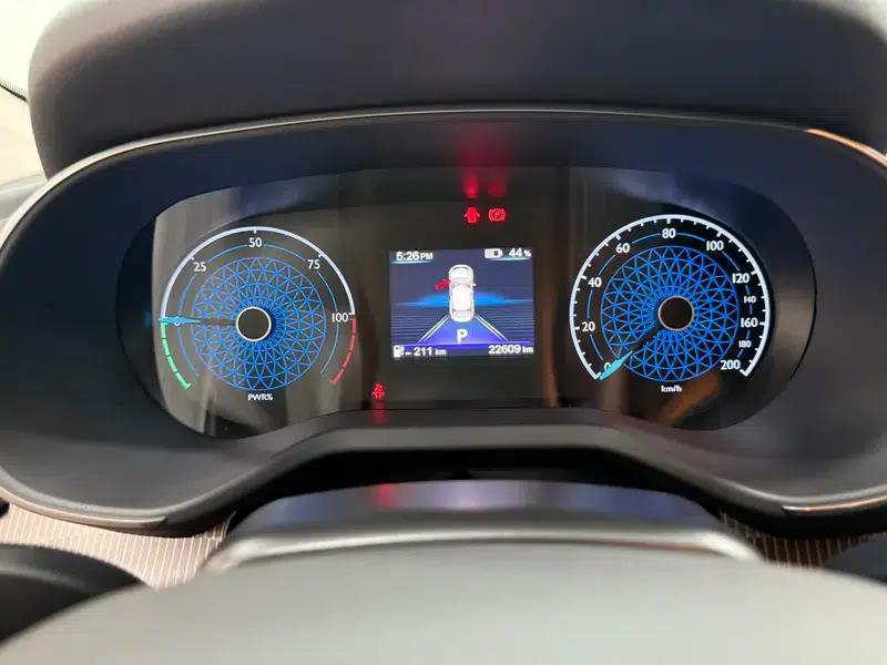 Hongqi E-QM5 2022 Model, 431km Charging Range Enjoy Edition, 5 Seats — миниатюра 15