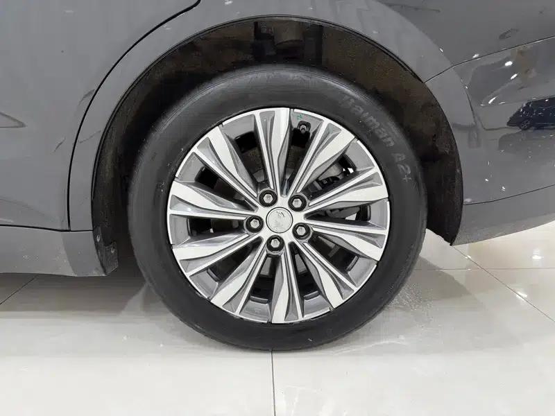 Hongqi E-QM5 2022 Model, 431km Charging Range Enjoy Edition, 5 Seats — миниатюра 9