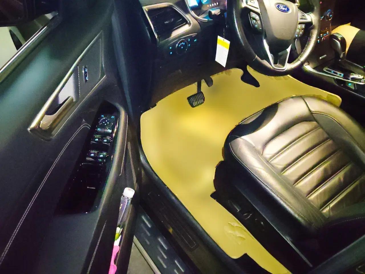 Ford Edge 2016 EcoBoost 245 Two-Wheel-Drive Titanium 7-Seater — миниатюра 16