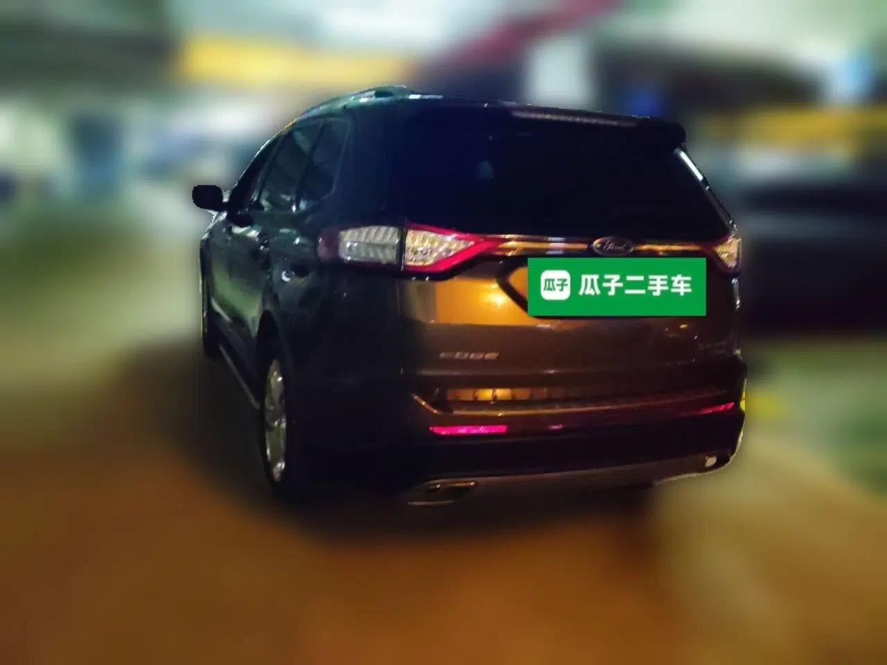 Ford Edge 2016 EcoBoost 245 Two-Wheel-Drive Titanium 7-Seater — миниатюра 4