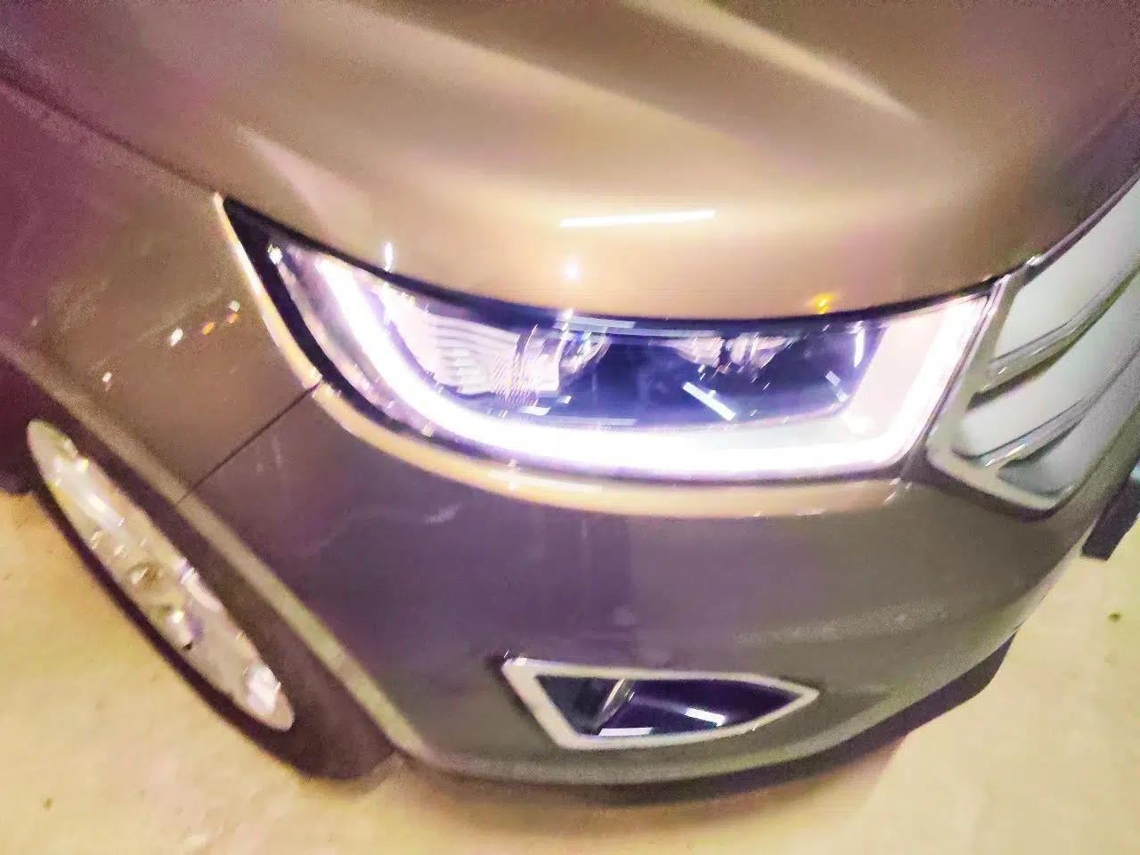 Ford Edge 2016 EcoBoost 245 Two-Wheel-Drive Titanium 7-Seater — миниатюра 7