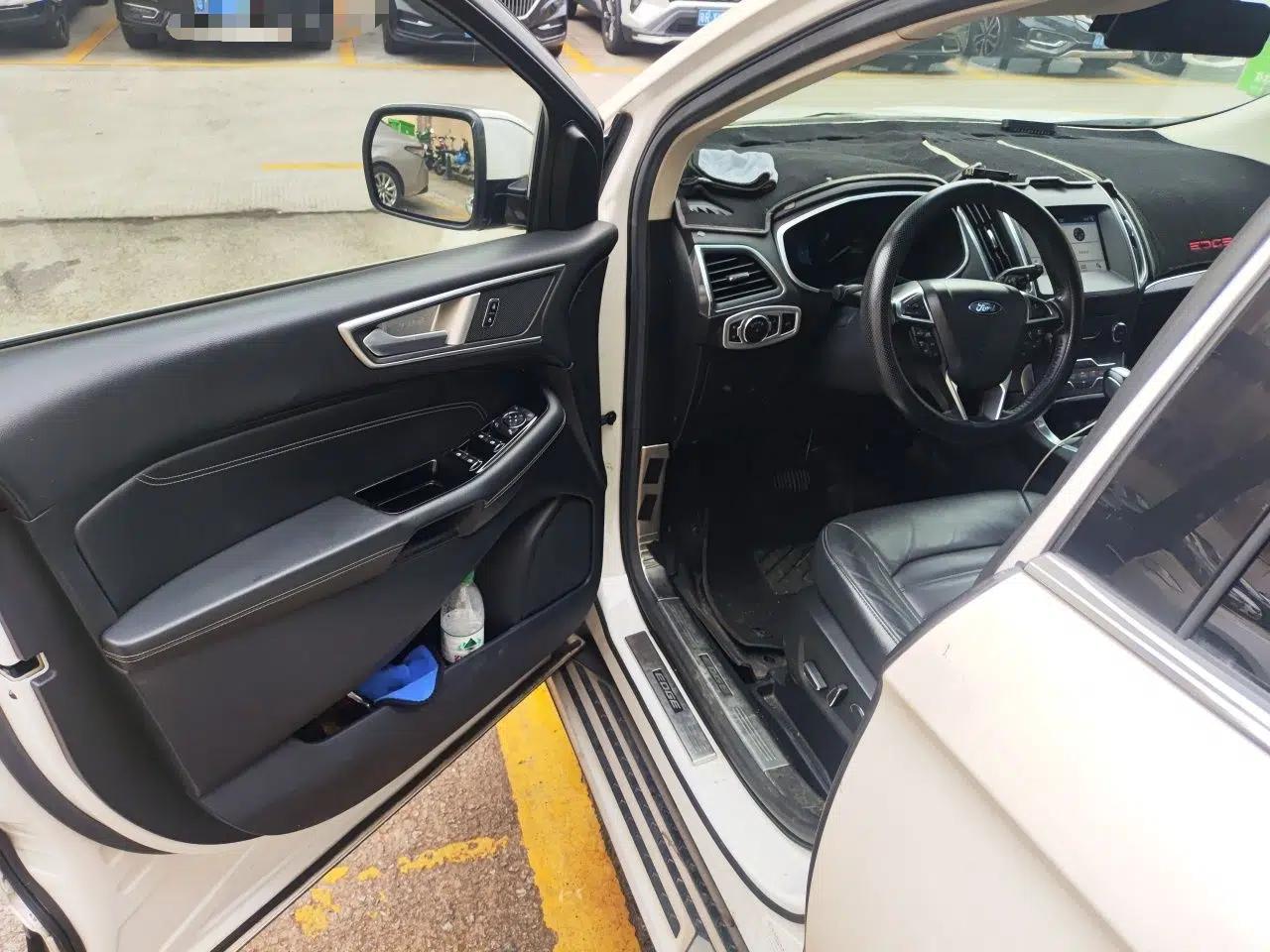 Ford Edge 2018 EcoBoost 245 Two-Wheel-Drive Titanium 7-Seater China V Standard — миниатюра 16