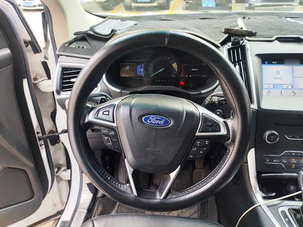 Ford Edge 2018 EcoBoost 245 Two-Wheel-Drive Titanium 7-Seater China V Standard — миниатюра 10