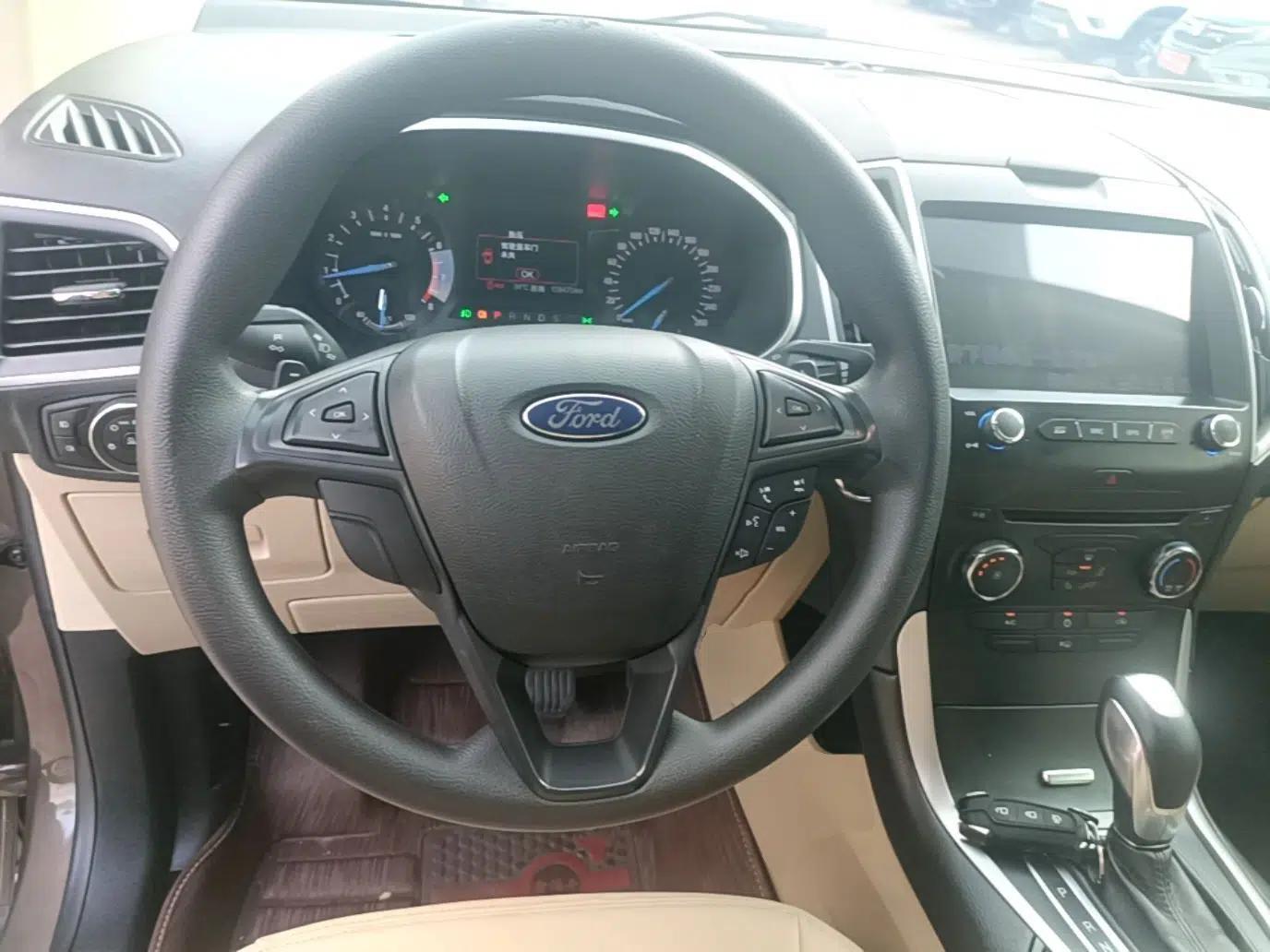 Ford Edge 2015 2.0T GTDi Two-Wheel-Drive Elite Edition — миниатюра 18