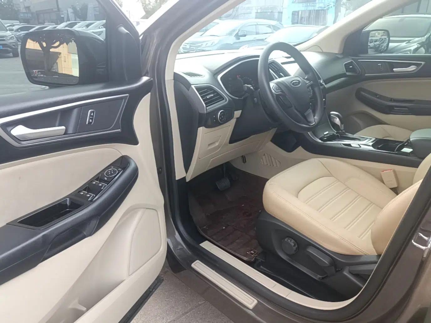 Ford Edge 2015 2.0T GTDi Two-Wheel-Drive Elite Edition — миниатюра 23