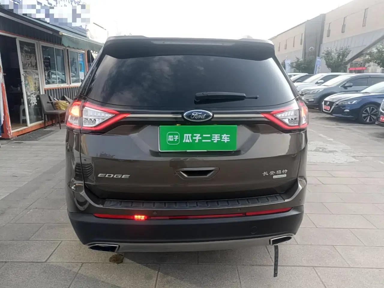 Ford Edge 2015 2.0T GTDi Two-Wheel-Drive Elite Edition — миниатюра 5