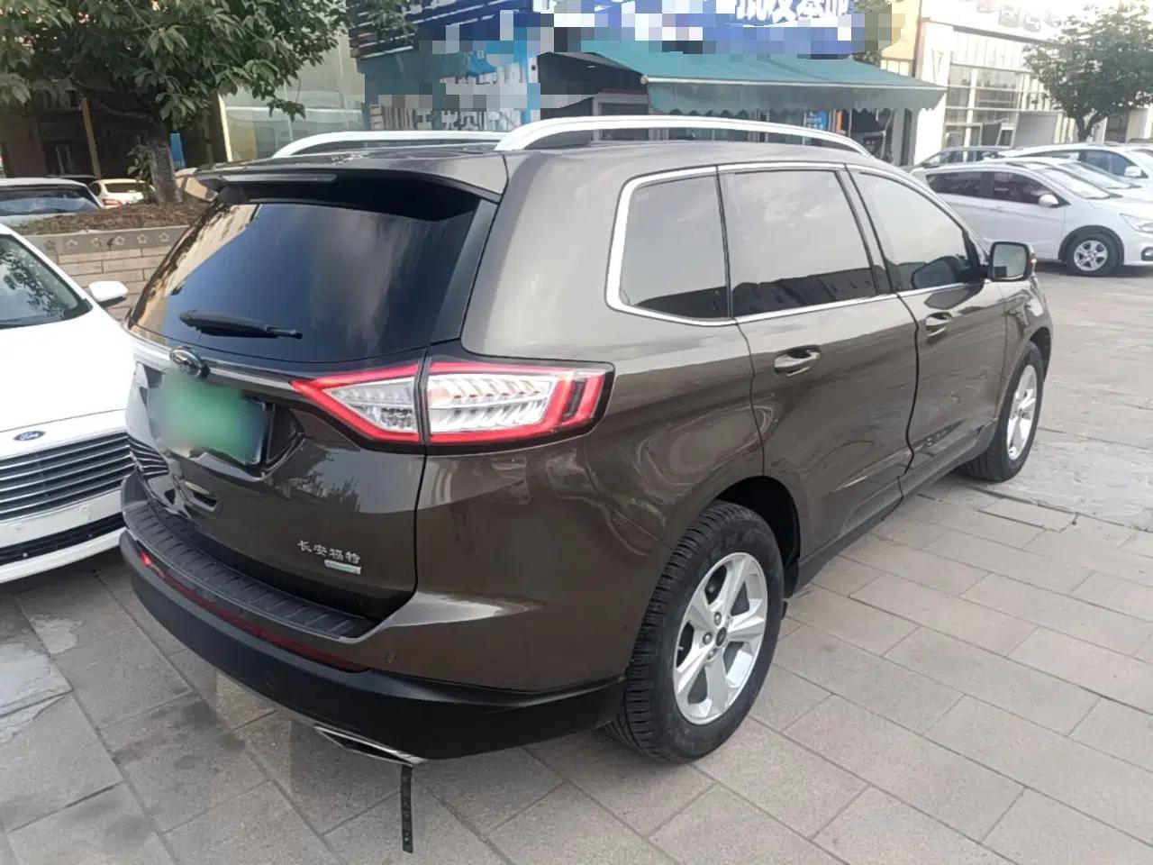 Ford Edge 2015 2.0T GTDi Two-Wheel-Drive Elite Edition — миниатюра 6