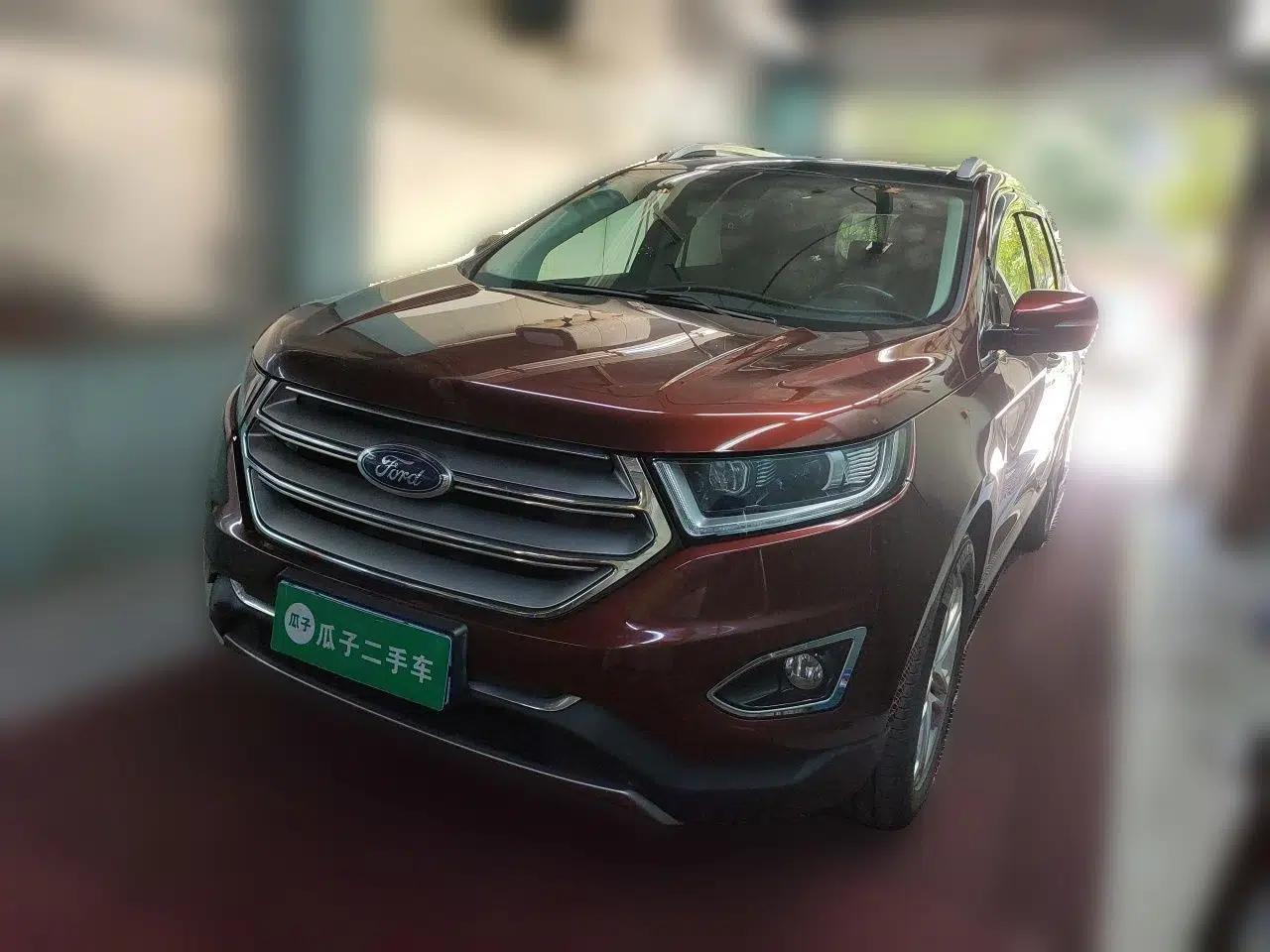 Ford Edge 2016 EcoBoost 245 Two-Wheel-Drive Titanium 7-Seater — миниатюра 1