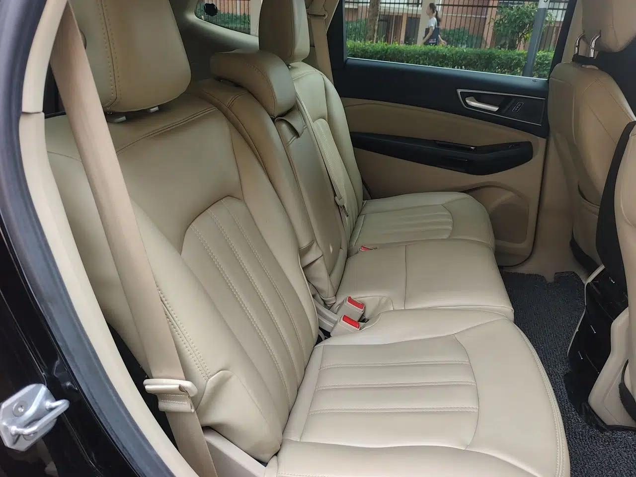 Ford Edge 2016 EcoBoost 245 Two-Wheel-Drive Titanium 5-Seater — миниатюра 17