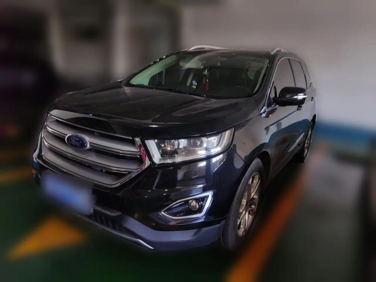 Ford Edge 2016 EcoBoost 245 Two-Wheel-Drive Titanium 7-Seater — миниатюра 1
