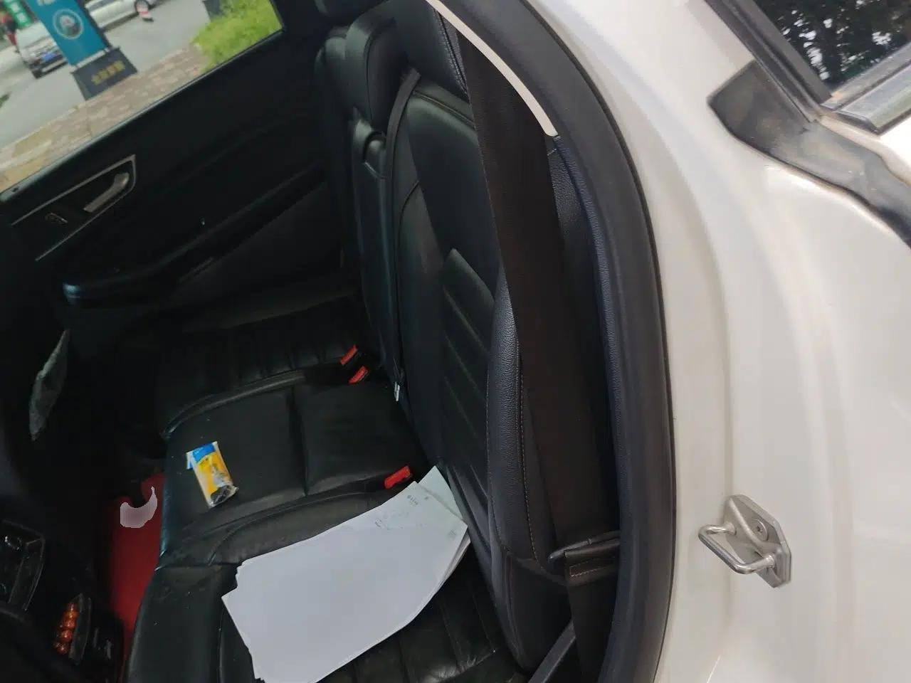 Ford Edge 2020 EcoBoost 245 Two-Wheel Drive Titanium 7-Seater — миниатюра 17