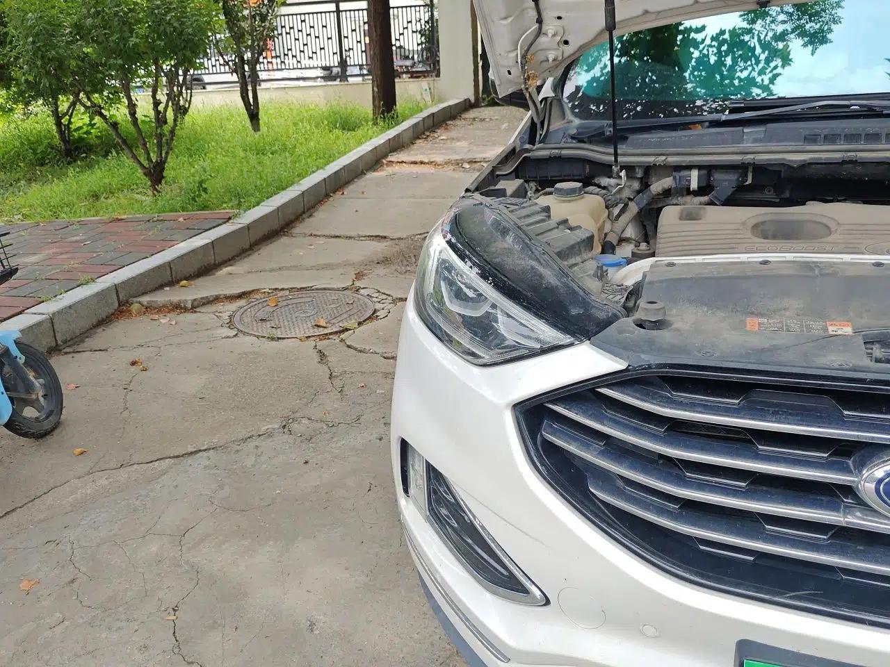 Ford Edge 2020 EcoBoost 245 Two-Wheel Drive Titanium 7-Seater — миниатюра 7